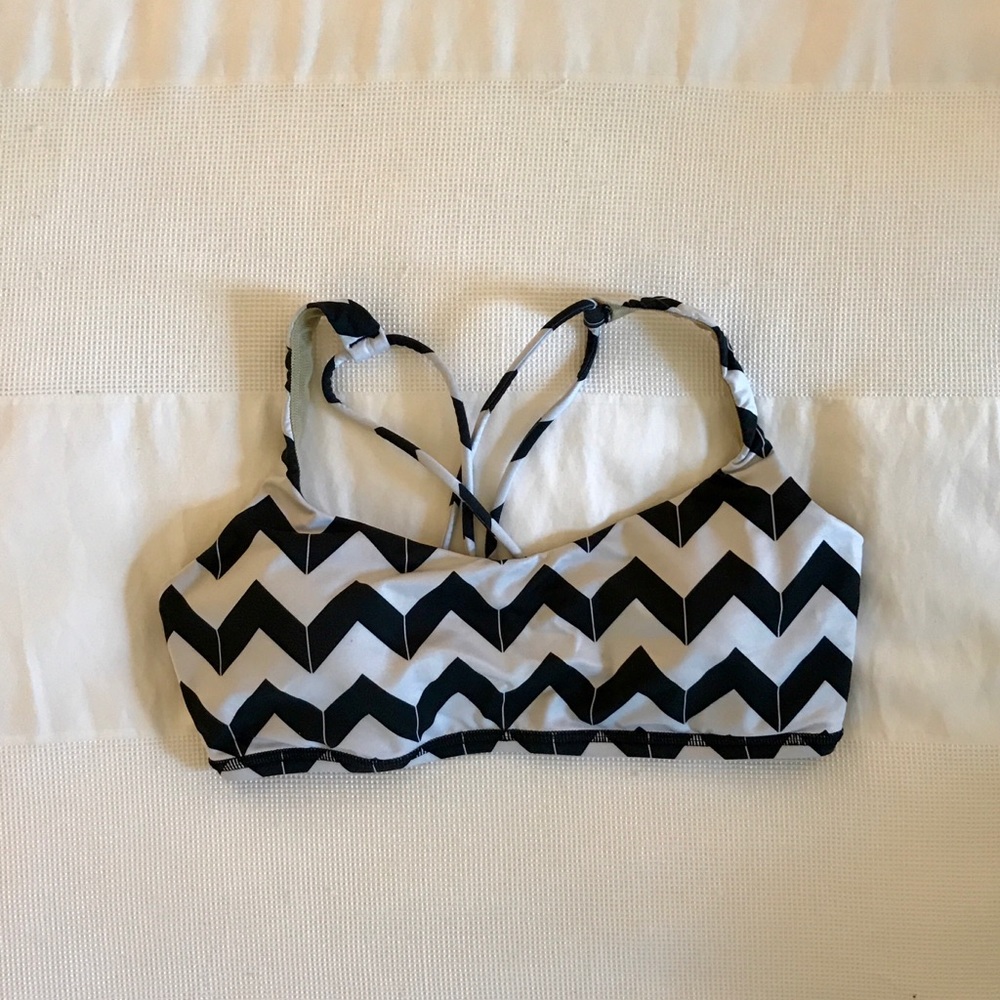 Lululemon Free To Be Bra